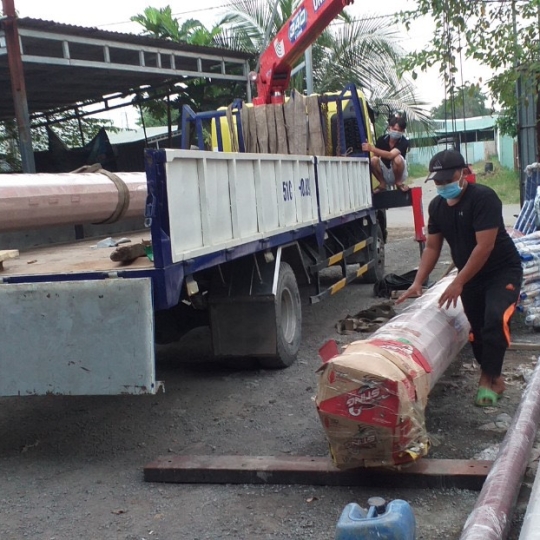 Sơn Tĩnh Điện - Trụ Cột Đèn